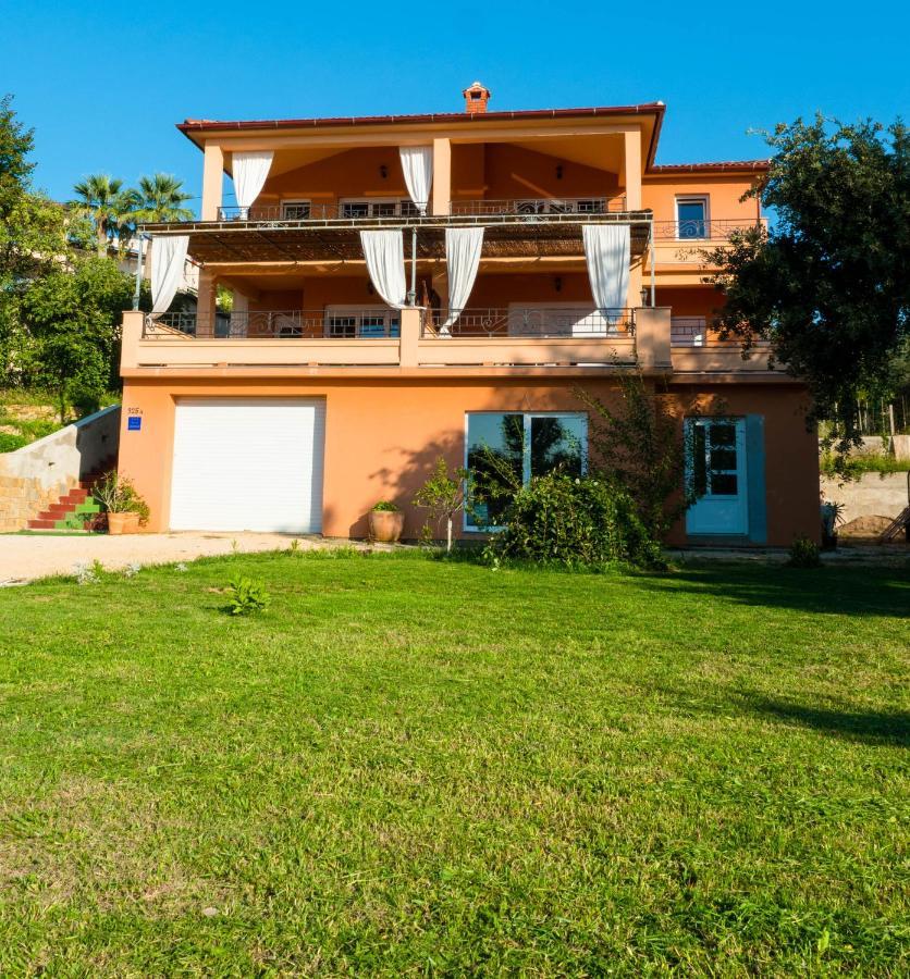 Apartments Villa Kristina Супетарска Драга Екстериор снимка