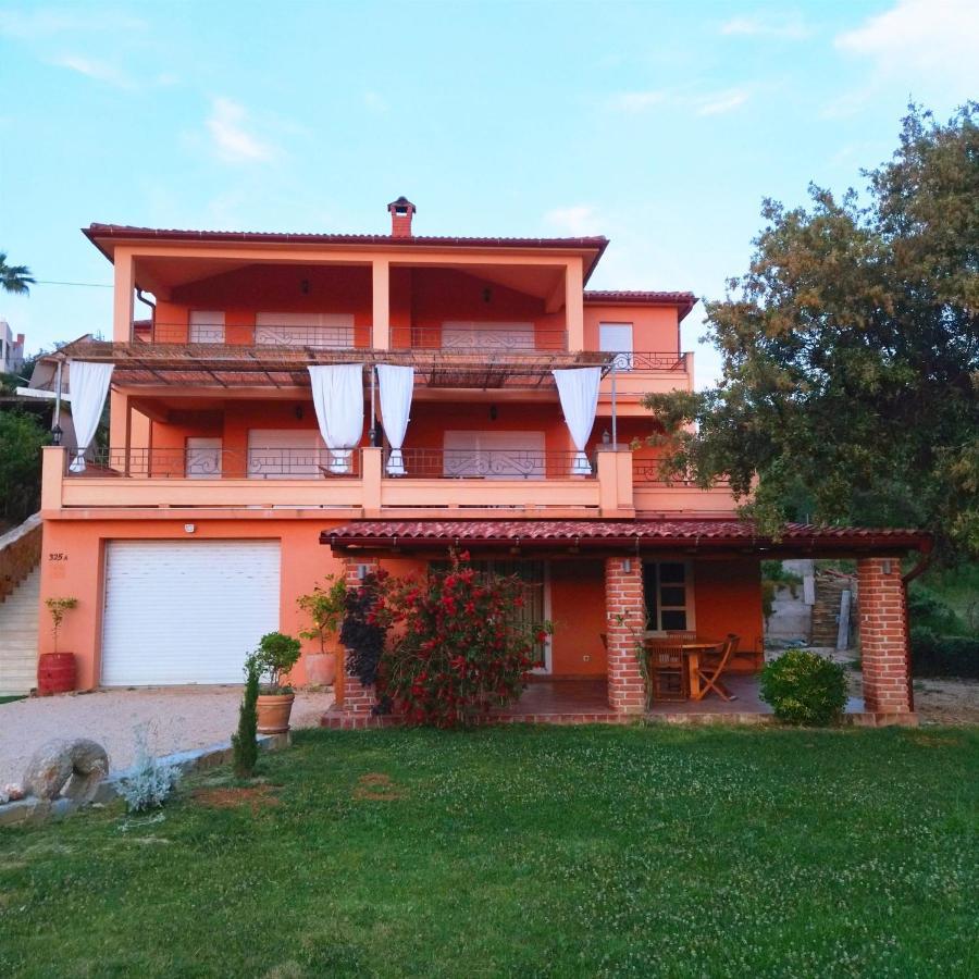 Apartments Villa Kristina Супетарска Драга Екстериор снимка